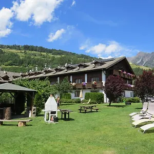  Aparthotel Lareit